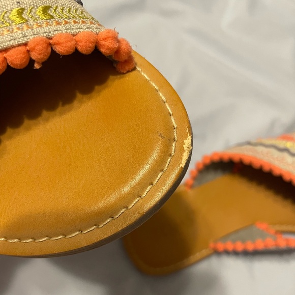 Toms Sandals Size 7 - Picture 6 of 6